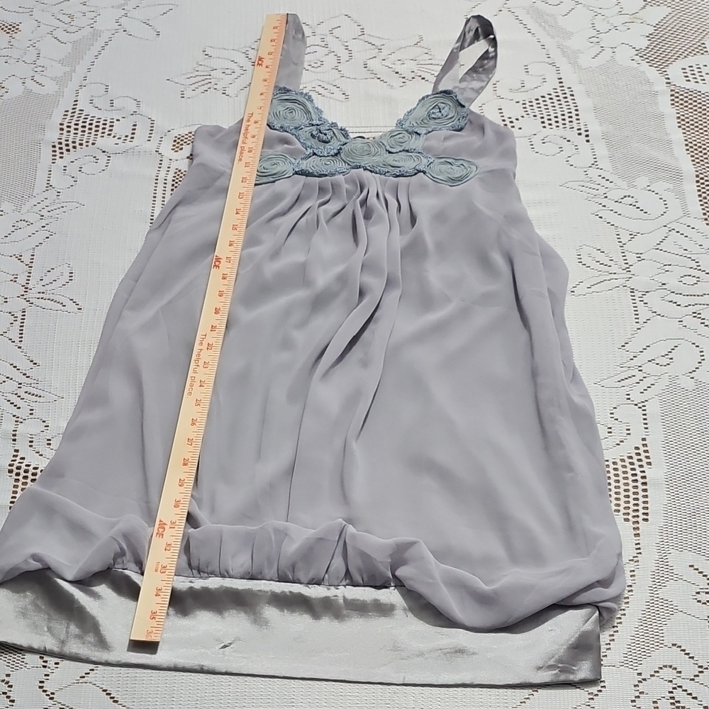 Gray Lace Trim and Floral Dress - Picture 2 of 7